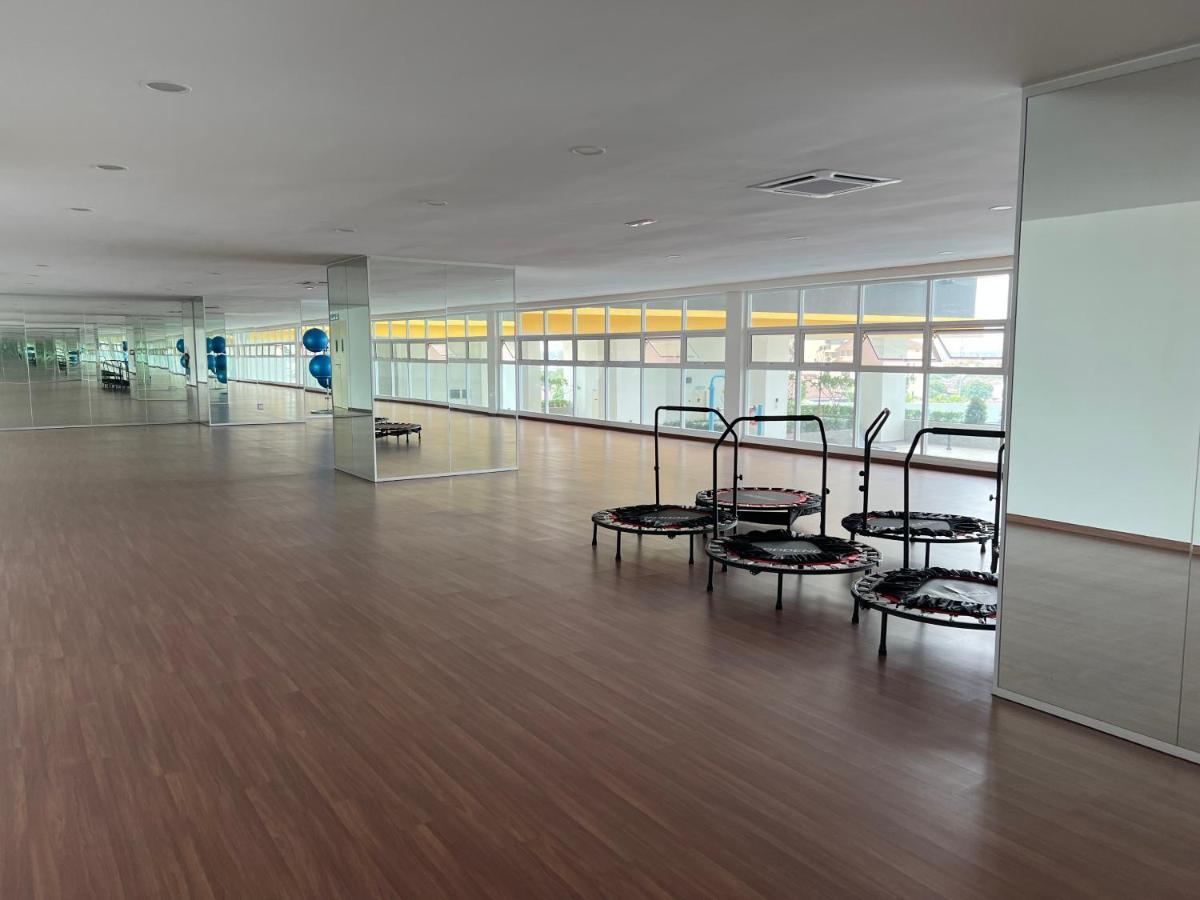 New!! Loving Night Novo 2Br 4-9Pax I Jonker I Netflix I Family Apartment Malacca Ngoại thất bức ảnh